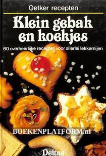 Klein gebak en koekjes